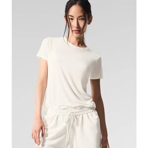 NWT, ALO Yoga Ribbed Sea Coast Tee, Ivory, Medium